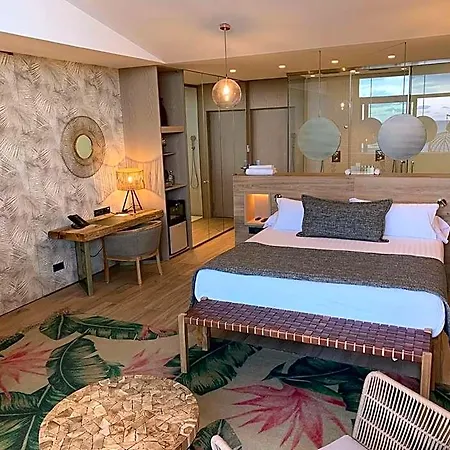 Otel Playa Grande By Tropical (adults Only) Gavà