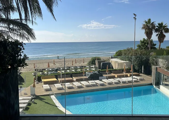 Playa Grande By Tropical (adults Only) Hotel Gavà